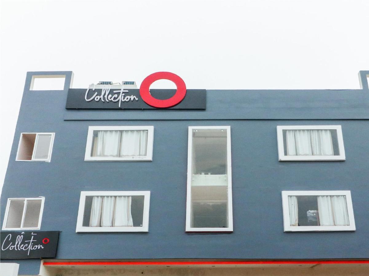 Oyo 79355 Collection O Hotel Adona Meenangadi Luaran gambar